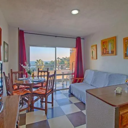 Ifac Sleeps 3 *